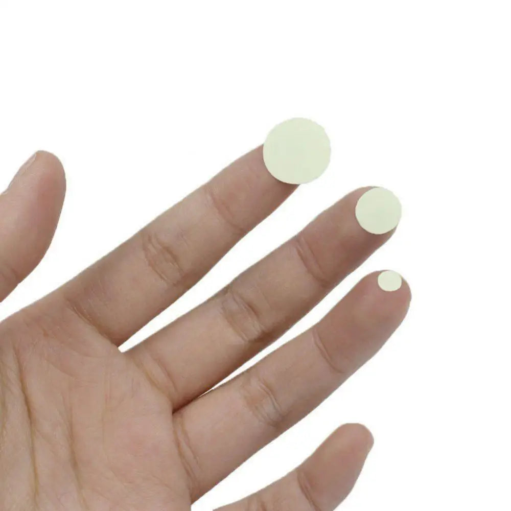 StarryDream Dots – Glow-in-the-Dark Stickers for Kids' Rooms