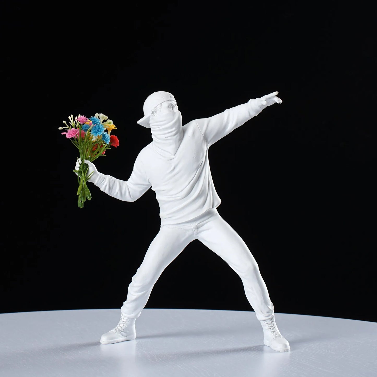 Flower Thrower – Modern Pop Art Decorative Sculpture