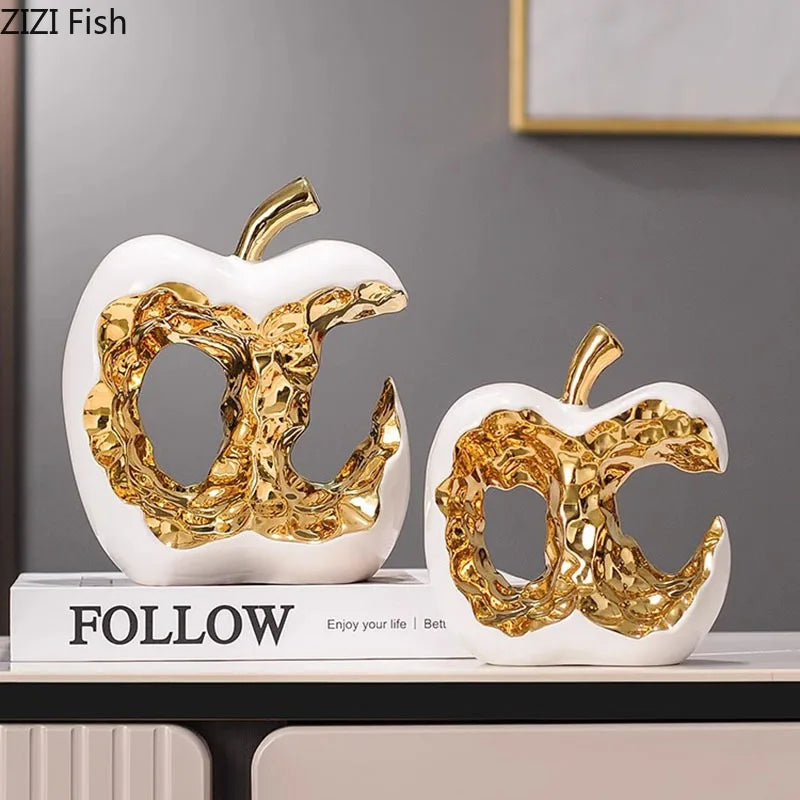 Eternal Apple – Symbol of Wisdom and Temptation