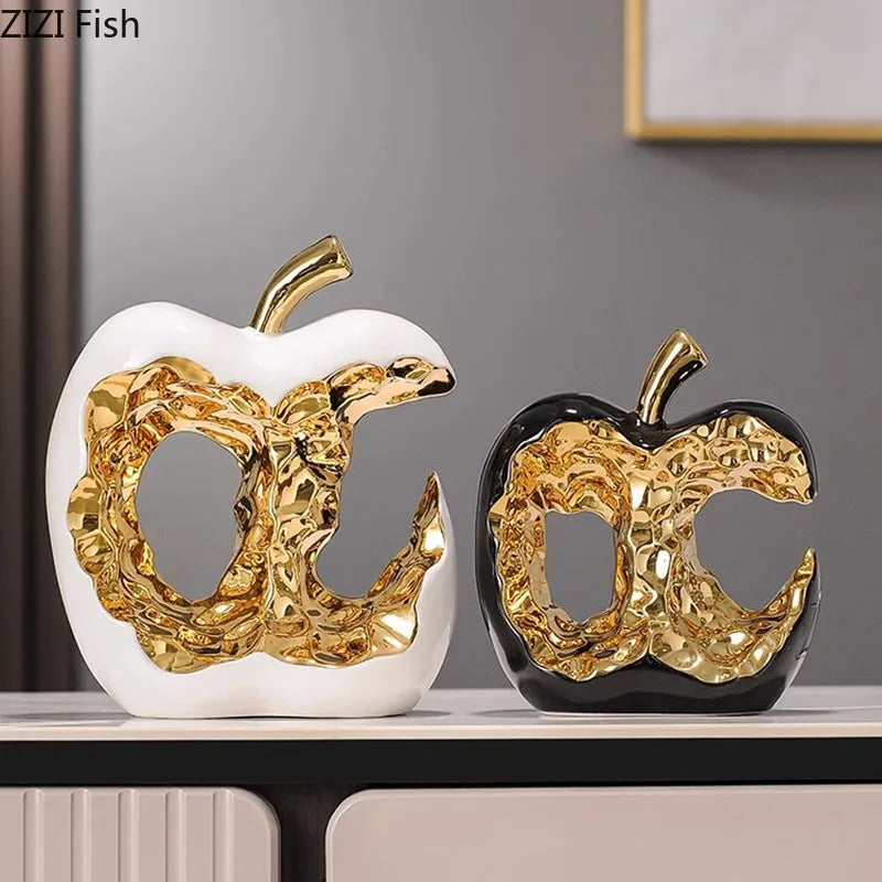 Eternal Apple – Symbol of Wisdom and Temptation