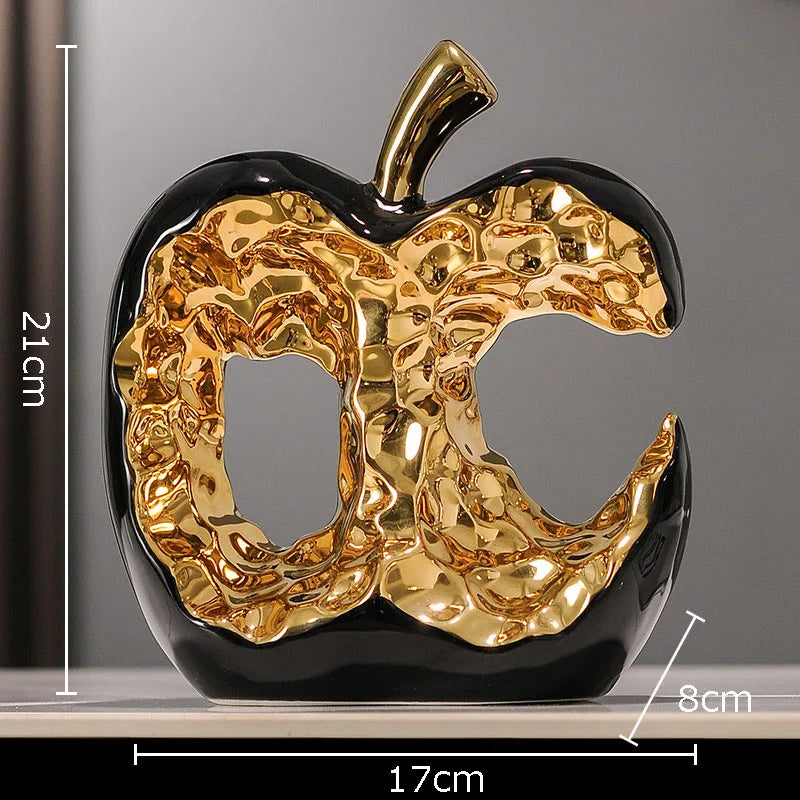 Eternal Apple – Symbol of Wisdom and Temptation