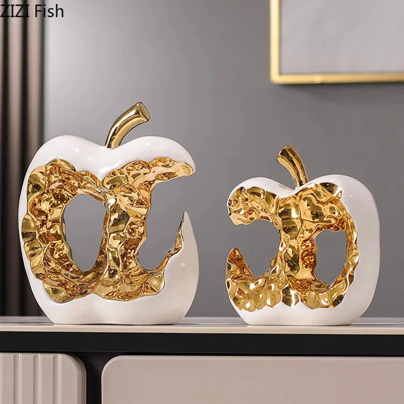 Eternal Apple – Symbol of Wisdom and Temptation
