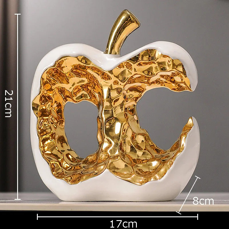 Eternal Apple – Symbol of Wisdom and Temptation