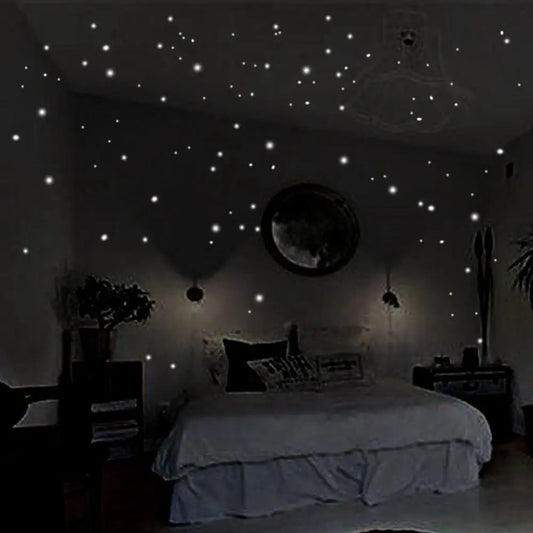 StarryDream Dots – Glow-in-the-Dark Stickers for Kids' Rooms